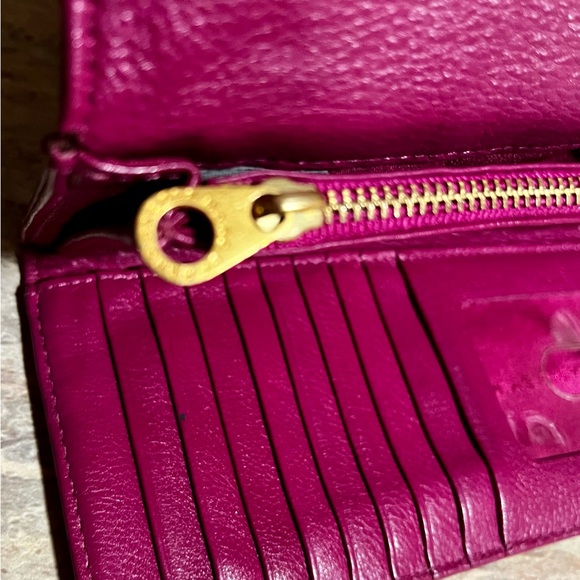 Marc by Marc Jacobs magenta pink pebble grain leather trifold wallet - Picture 10 of 16